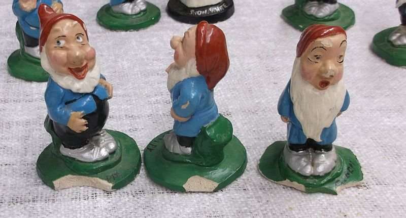 WOW !! A 1940`S MADE PLASTER OF PARIS SET - SNOW WHITE AND THE SEVEN DWARFS - LOADS OF CHARACTER