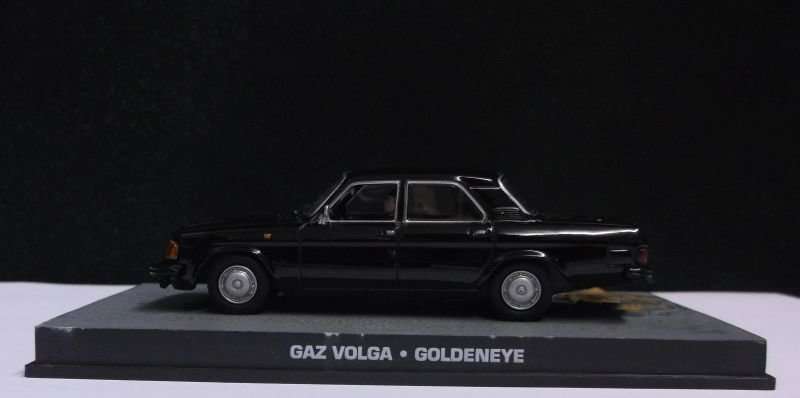 A WELL MADE HEAVY DIE CAST METAL MODEL OF THE" GAZ VOLGA" USED IN THE JAMES BOND MOVIE GOLDENEYE....
