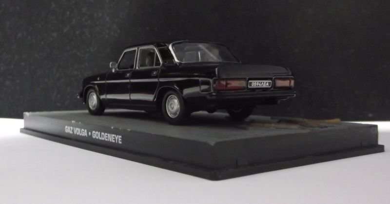 A WELL MADE HEAVY DIE CAST METAL MODEL OF THE" GAZ VOLGA" USED IN THE JAMES BOND MOVIE GOLDENEYE....