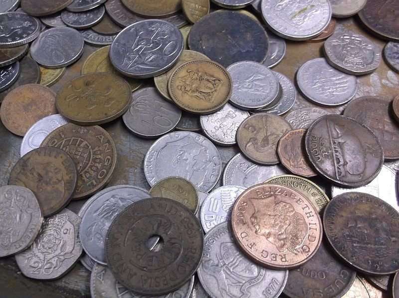 150 COINS FROM AROUND THE WORLD ....MAJORITY SOUTH AFRICAN....BID PER COIN TO TAKE ALL