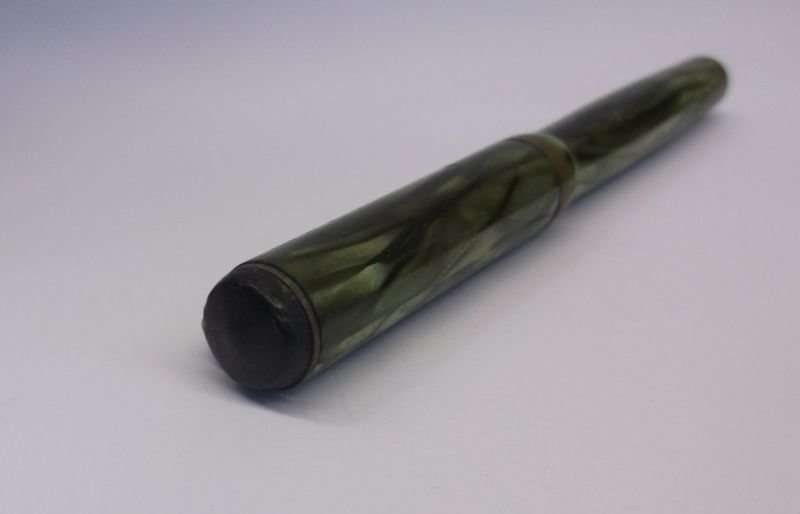 A RARE VINTAGE FOUNTAIN PEN BY SERVALL USA WITH 14 CARAT GOLD NIB ....COOL !!!