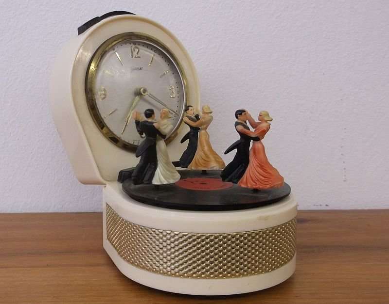 A HEART WARMING VINTAGE MUSICAL ALARM WITH MOVING "RECORD DANCERS" ...MUST SEE TO APPRECIATE !!!