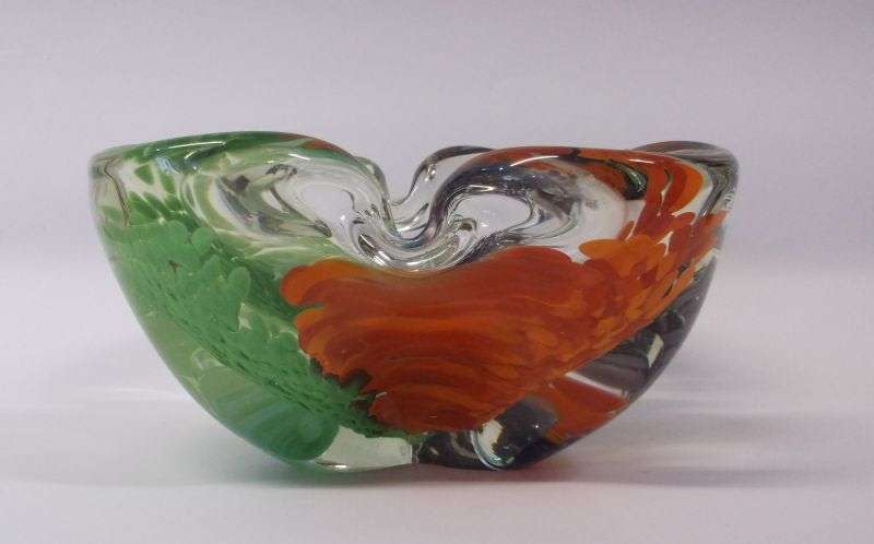 A MAGNIFICENT AND RARE VINTAGE SOLID GLASS MURANO ASHTRAY WITH AN ABUNDANCE OF COLORS ...WOW ...WOW