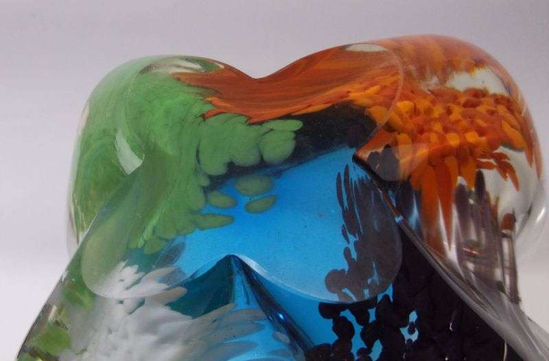 A MAGNIFICENT AND RARE VINTAGE SOLID GLASS MURANO ASHTRAY WITH AN ABUNDANCE OF COLORS ...WOW ...WOW