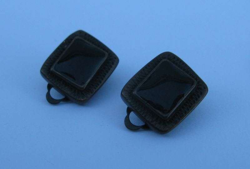 CLIP ON EARRINGS