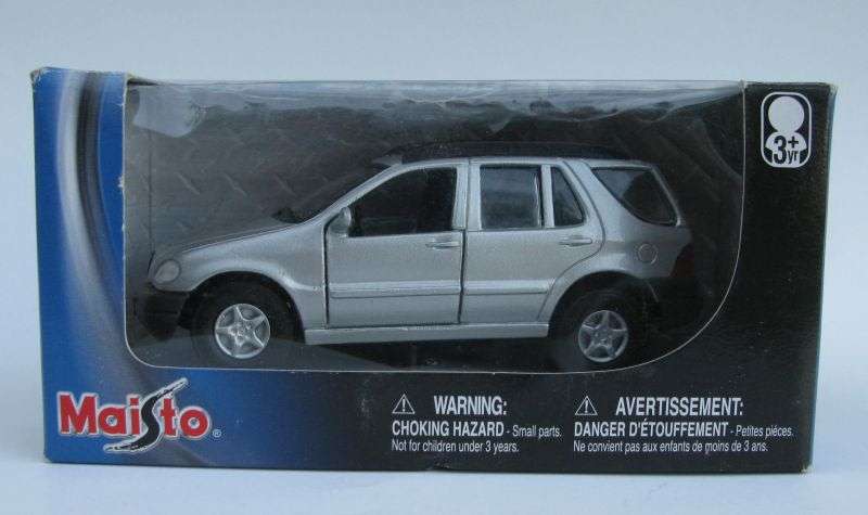 A GREAT 1:41 SCALE DIE CAST METAL MODEL OF THE MERCEDES BENZ ML 320 BY MAISTO...SPECIAL EDITION...!!
