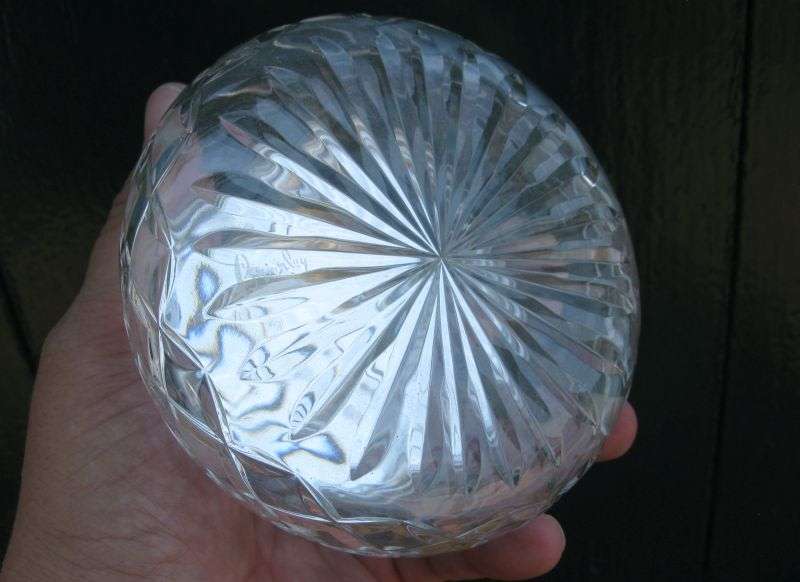 A SUPERB OLD BRIERLEY CRYSTAL POWDER BOWL WITH HALLMARKED SILVER LID ...AWESOME DETAIL ...WOW !!!!