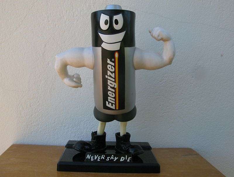 HOW COOL IS THIS !! AN ENERGIZER BATTERIES PROMOTIONAL ADVERTISING HARD RUBBER FIGURE !! BIG !!