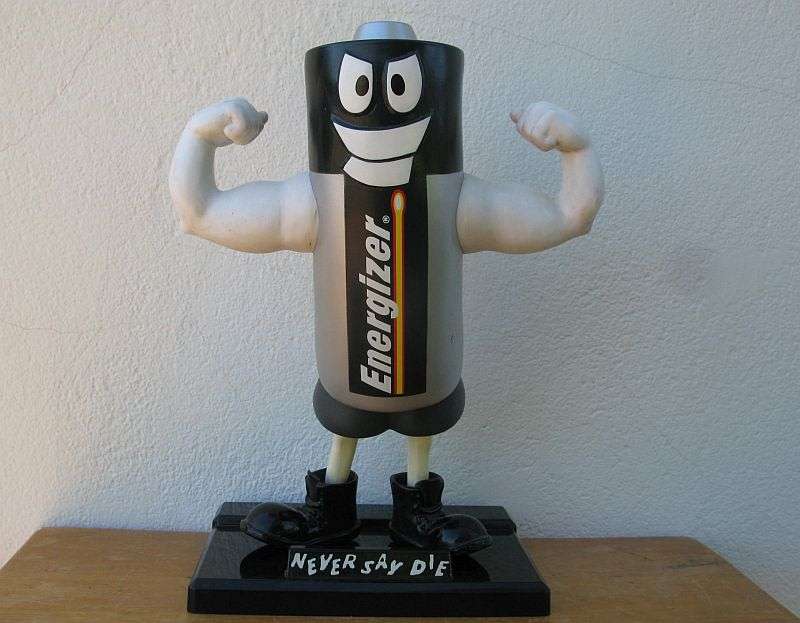HOW COOL IS THIS !! AN ENERGIZER BATTERIES PROMOTIONAL ADVERTISING HARD RUBBER FIGURE !! BIG !!