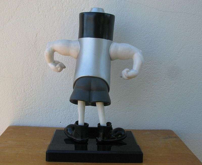 HOW COOL IS THIS !! AN ENERGIZER BATTERIES PROMOTIONAL ADVERTISING HARD RUBBER FIGURE !! BIG !!