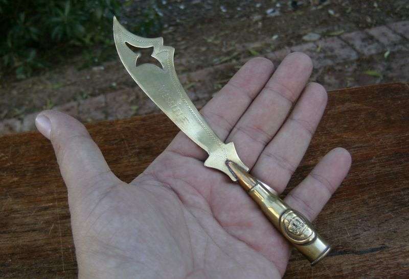 COOL !! A RARE WW1 TRENCH ART BULLET KNIFE WITH INSCRIPTION ""MISSINE"" ...WOW !!