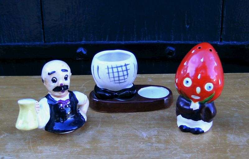 TOTALLY KITSCH !! 4 SETS OF VINTAGE 1960`S CRUET SETS FROM JAPAN ...BID FOR ALL...GOOD CONDITION !!