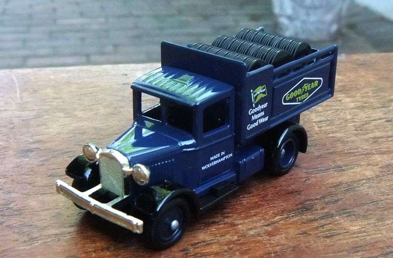 A VINTAGE DIE CAST METAL MODEL OF A DELIVERY TRUCK BY LLEDO ADVERTISING GOODYEAR TYRES !! BOXED !!