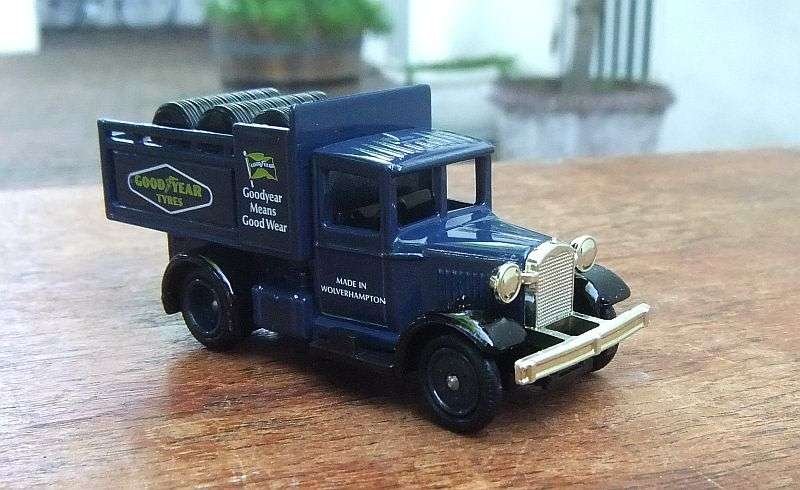 A VINTAGE DIE CAST METAL MODEL OF A DELIVERY TRUCK BY LLEDO ADVERTISING GOODYEAR TYRES !! BOXED !!