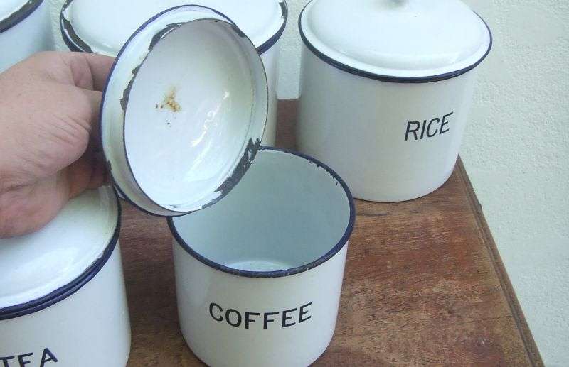 COOL !!! A SET OF 5 VINTAGE ENAMEL STORAGE CONTAINERS FOR RICE , FLOUR , SUGAR , COFFEE AND TEA
