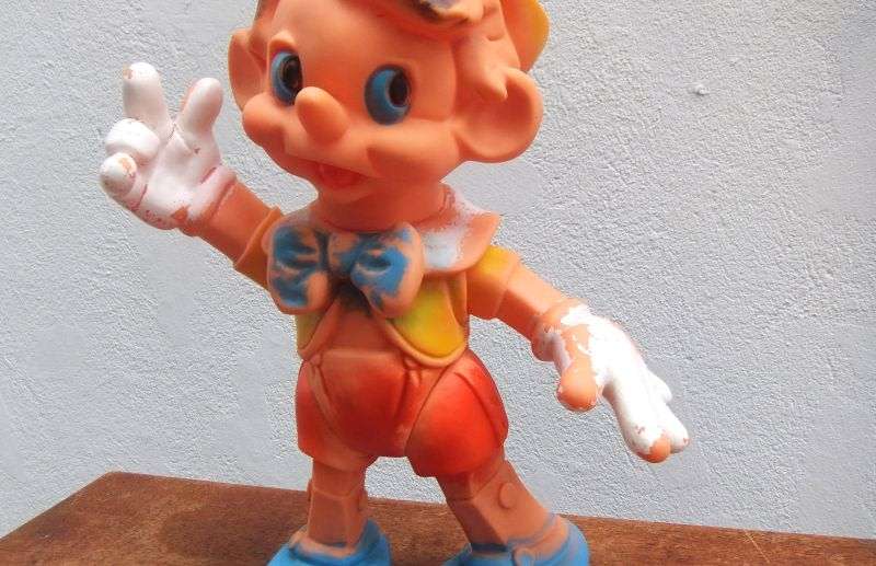 A SUPER RARE VINTAGE ORIGINAL RUBBER PINNOCHIO FIGURE ... FROM AROUND THE 1950`S OR 60`S ...WOW !!