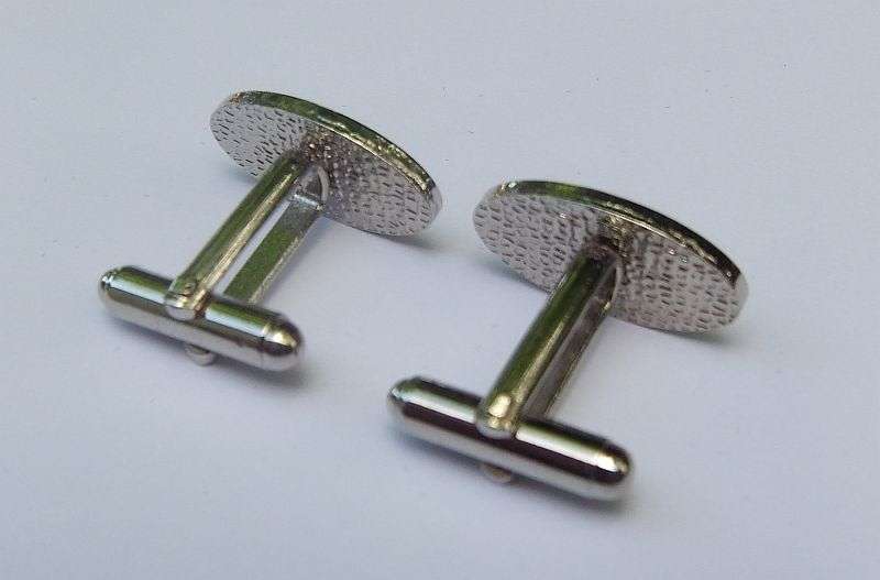 SALE !! LOW LOW R50 START - FREE COMBINING - VINTAGE CUFFLINKS - ONYX LOOK