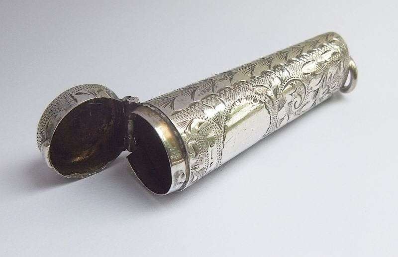 A VERY RARE HALLMARKED STERLING SILVER CHEROOT HOLDER CASE DATED 1902 BIRMINGHAM !! WOW !!