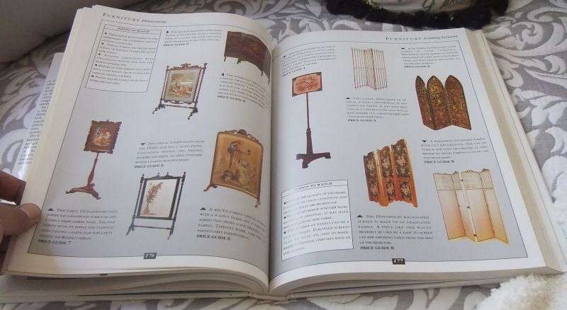 A COLLECTORS GUIDE TO ANTIQUES