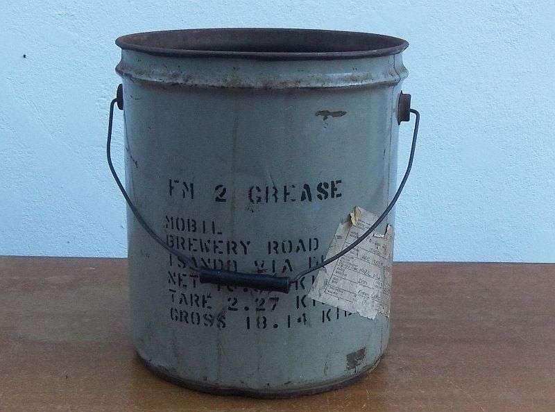 FOR THE PETROL JUNKIES !! A VINTAGE MOBIL GREASE TUB ...COOL ADVERTISING PIECE !! RARELY SEEN