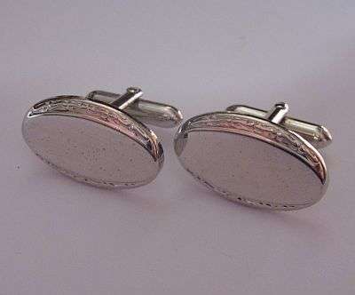 VINTAGE CUFFLINKS BY SWANK
