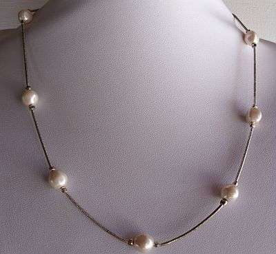 VINTAGE NECKLACE