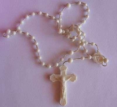 VINTAGE PLASTIC ROSARY