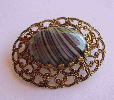 VINTAGE BROOCH