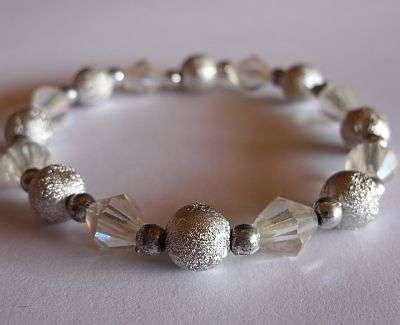 BEAD BRACELET