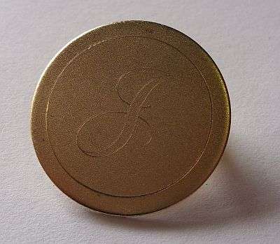 VINTAGE BROOCH - "J"