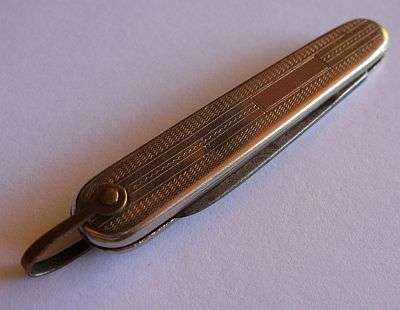 COLLECTABLE - VINTAGE MINI POCKET KNIFE BY RICHARDS