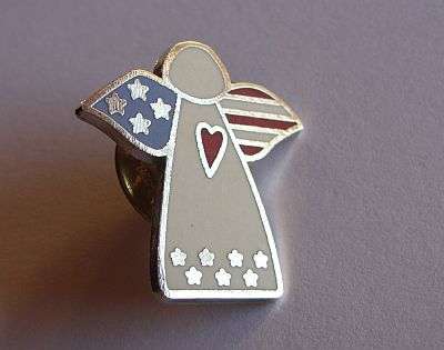 COLLECTABLE - BADGE - ANGEL PIN
