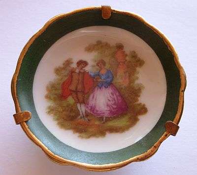 COLLECTABLE - MINIATURE DISPLAY PLATE - BY LIMOGES