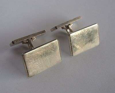 A MAGNIFICENT PAIR OF SOLID STERLING SILVER CUFFLINKS BY THE KING OF SILVER - GEORG JENSEN