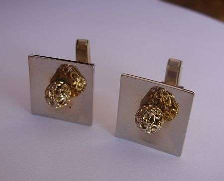 VINTAGE CUFFLINKS - BALL DECORATION
