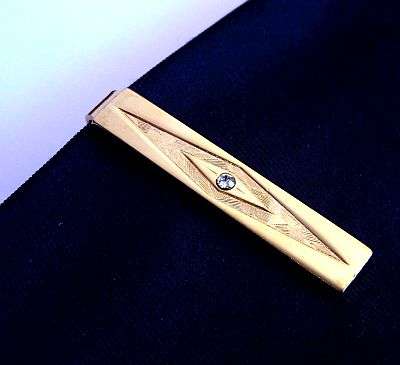 VINTAGE TIE PIN / CLIP - BAR WITH STONE