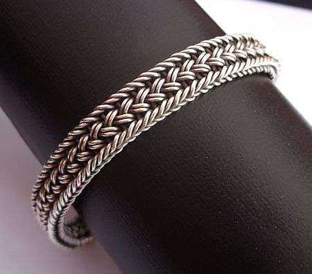 A VERY VERY COOL & WEIGHTY STERLING SILVER BRACELET - YOU WILL LOVE IT !!!!