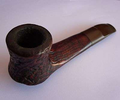 TOP ITEM ! A QUALITY SMOKING PIPE