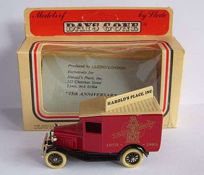 1983 VINTAGE DIE CAST METAL MODEL BY LLEDO - HAROLDS PLACE, INC - MINT IN BOX