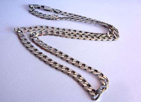 A SUPERB QUALITY SOLID STERLING SILVER NECKLACE BY FABIOS - ALMOST NEW !!!