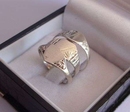 THREE SMALL STERLING SILVER SIGNET RINGS
