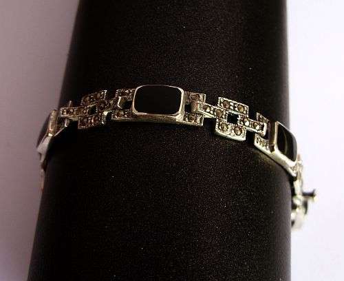 THE MUST SEE , MUST HAVE SOLID STERLING SILVER BRACELET SET WITH ONYX & MARCASITE !!!! TAKE IT !!!