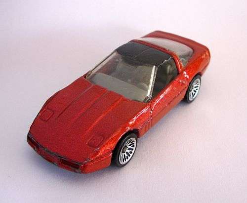 DIE CAST VEHICLE - 80`S CORVETTE BY HOTWHEELS