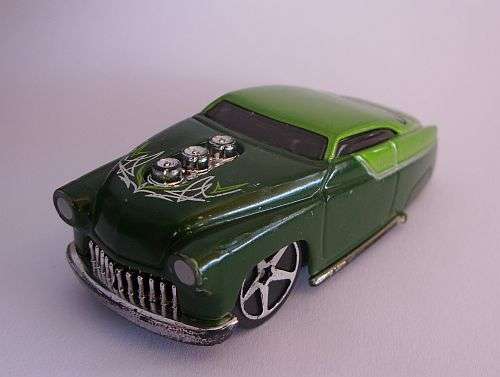 DIE CAST VEHICLE - `49 MERC BY HOTWHEELS