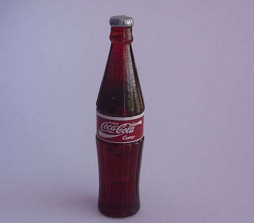 COCA-COLA ADVERTISING FRIDGE MAGNET - BOTTLE