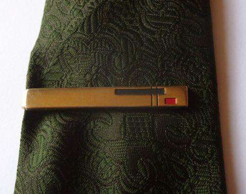 GREAT LOOKING VINTAGE TIE PIN