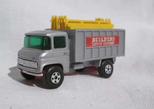 MATCHBOX No. 11 Superfast Series Mercedes ScaffoldingTruck