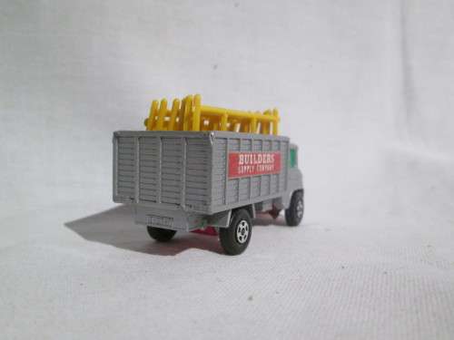 MATCHBOX No. 11 Superfast Series Mercedes ScaffoldingTruck