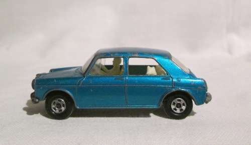 MATCHBOX No. 64 Superfast Series MG1100