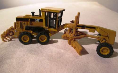 Norscot 55127 CAT Motor Grader 1:87 Scale